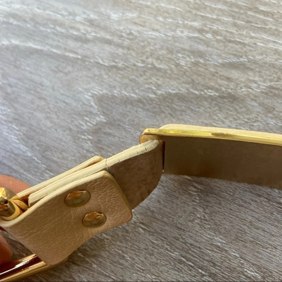 GUESS by Marciano Metal-Plate Leather  Belt - Picture 16 of 16